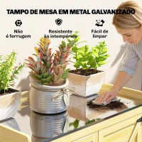 Outsunny Armário de Jardim em Madeira com Teto de Metal, Prateleiras e Ganchos para Armazenamento de Ferramentas, 71,5x39x95 cm(m-5)