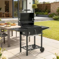 Outsunny Churrasqueira a Carvão com Rodas, Grelha Ajustável e Prateleiras Dobráveis, em Aço e PP, 133.5x65x110 cm, Preto(m-5)