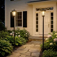 Outsunny Lot de 2 Lampadaires Solaires 1,86 m pour Jardin, Lampes de Rue en Acier Inoxydable à Hauteur Réglable Noir(m-10)