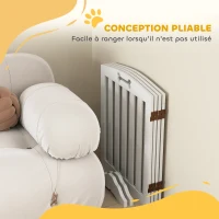 PawHut Barrière de sécurité chien barrière pliable pour chien pieds de support pointes antidérapantes 207,5 x 30 x 61 cm blanc(m-4)