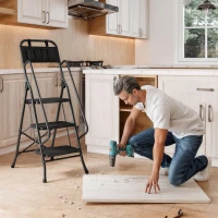 HOMCOM Escada Dobrável com 3 Degraus com Apoio para os Braços e Suporte para Ferramentas 49x66x136 cm Preto(m-7)