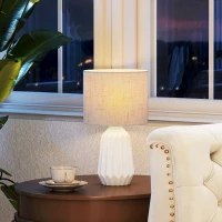 HOMCOM Candeeiro de Mesa com Base de Cerâmica e Ecrã de Linho Estilo Retro com Interruptor E27 40W Ø22x39 cm Branco e Bege(m-7)