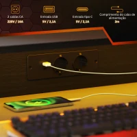 HOMCOM Secretária Gaming com Luzes LED 100x60 cm Tomadas de Corrente Suporte para Monitor Prateleiras e Comando Remoto Preto(m-5)