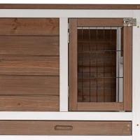 PawHut Cusca pentru iepuri din lemn cu roti, tavi detasabile si casa pentru iepuri cu rampa, 110x50x86cm, maro si alb(m-10)