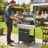 Outsunny Barbacoa de Gas con 4 Quemadores 12,8 kW Termómetro Parrillas de Hierro Fundido Mesas Laterales Armario y Ruedas Negro(m-2)