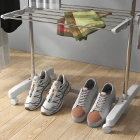 HOMCOM Stendino Verticale Pieghevole in Acciaio e Plastica con 6 Ruote e 3 Ripiani Regolabili, 142x55x172 cm(m-9)