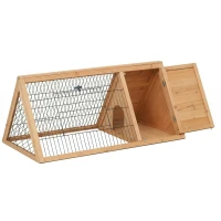 PawHut Coelheira de Madeira 116x62,2x52,5 cm Gaiola para Coelhos em Forma Triangular com Portas e Grade Metálica Madeira(m-10)