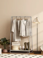 HOMCOM Charriot com Prateleira para Sapatos Barras Superior e Laterais Estrutura de Metal 80x44x140 cm Madeira e Cinza(m-8)