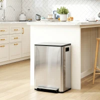 HOMCOM Poubelle de cuisine 2 compartiments de 2 x 30L, avec pédale, en acier inoxydable, couvercle à fermeture douce(m-9)