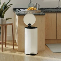 HOMCOM Poubelle cuisine 30L, poubelle à pédale avec seau intérieur amovible, couvercle à fermeture douce, 36x30x60,5cm, crème(m-8)