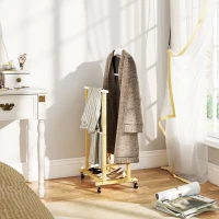 HOMCOM Valet de chambre à roulettes, portant à vêtements en bambou avec cintre intégré, tiges à pantalons et étagère, naturel(m-6)