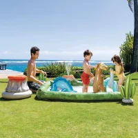 Centro de Juegos Hinchable con Difusor de Agua y Figuras, 201x201x36 Cm, Multicolor(m-2)