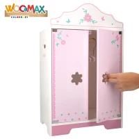 Armario de Muñecas de Madera Woomax, Cierre Magnético, 34x23x55 Cm, Rosa y Blanco(m-2)