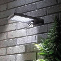 Foco Solar Exterior Aktive con Sensor de Movimiento 36 LED 300 Lúmenes, 11x3x19 Cm, Negro(m-2)