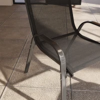 Outsunny Tuinstoel 4-delig stapelbaar - Stalen Tuinstoelen met Armleuningen en Rugleuning, tot 120 kg, Zwart(m-8)