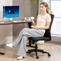 HOMCOM Sedia da Ufficio Ergonomica e Regolabile con Schienale Ricurvo, in Pelle PU e Acciaio, 58x53x97-107 cm, Nero(m-9)