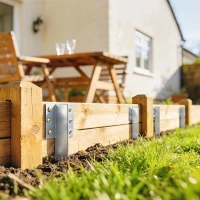 Outsunny 20er-Pack Eisenbahnschwellen-Halterungen, Metall-Garten-Hochbeetpfähle mit Schrauben & Handschuhen(m-10)