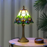 HOMCOM Tiffany-Style Table Lamp with Geometric Patterns, Handcrafted Antique Stained Glass Bedside Lamp for Living Room and Bedroom, E27 Socket, Green(m-10)
