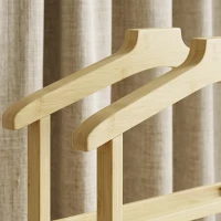 HOMCOM Bamboe kledingrek op wielen, compact, met hangers, ophangstangen, opbergvak en onderrek, eikenlook(m-11)