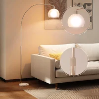 HOMCOM Vloerlamp, gebogen kap, voetschakelaar, marmeren voet, kunststofkap, wit(m-4)