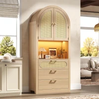 Mobile contenitore ad arco stile scandinavo con ante in rattan e sistema antiribaltamento, 80x35x180 cm, color legno(m-1)