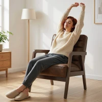 HOMCOM Fauteuil salon, fauteuil d'appoint rembourré en PU avec large assise, coussin épais et structure en bois massif, marron(m-9)