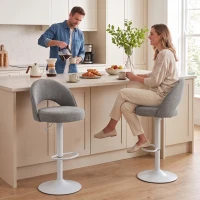 HOMCOM 2er-Set Barhocker, höhenverstellbare Barstühle, gepolsterte Chenille-Sitzfläche, 360° drehbar, Grau(m-2)