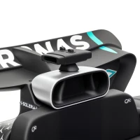 AIYAPLAY Kart Électrique Enfants 12V, Go Kart Mercedes-AMG PETRONAS F1 avec 2 Moteurs, Télécommande, 3 Vitesses, Noir(m-14)