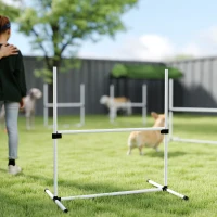 PawHut Agility pour Chiens, Kit Agility Chien Parcours, Set de 4 Obstacles Professionnels Hauteur Réglable, Système de Maintien au Sol, Sac de Transport, Jeux Intéressants, Entraînement, Blanc(m-9)