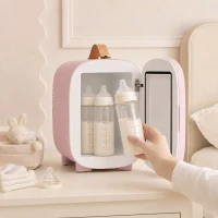 HOMCOM Mini Kühlschrank Kühlschrank Beauty Fridge, 4 L Fassungsvermögen, 20,3 x 26,3 x 28 cm, Rosa(m-9)