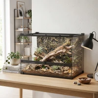 PawHut Boîte à Reptiles avec Panneau de Fond, Fermeture Sécurisée Par Rotation, Ventilation Frontale, 50x30x35cm, Noir(m-10)