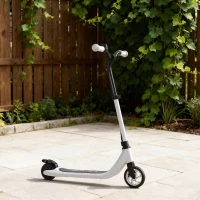 HOMCOM E-Scooter, Elektro-Tretroller, 6 km Reichweite, ab 6 Jahren, Stahlrahmen, schwarz+weiß, 76 x 53 x 95cm(m-10)