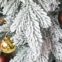 HOMCOM Kunstkerstboom 180 cm met sneeuw, 1321 takken, kerstdecoratie inclusief metalen standaard voor binnen(m-8)