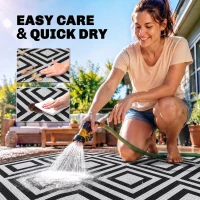 Outsunny Reversible Outdoor Rug, Plastic Straw Mat w/ Carry Bag Ground Stakes for Garden RV Picnic Beach Camping 182x274cm Black(m-5)