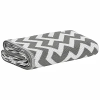 Outsunny Outdoor Rug Reversible Mat Plastic Straw Rug Portable RV Camping Mat for Garden Deck Picnic Indoor, 121 x 182 cm (4 x 6 ft), Light Grey & White(m-13)