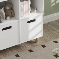 AIYAPLAY Librería Infantil de 3 Niveles Forma Casa con 3 Estantes y 2 Armarios para Guardería para Niños de 3 a 8 Años Blanco(m-9)