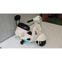 AIYAPLAY Mota Elétrica Infantil Mini Vespa GTS com 2 Rodas Auxiliares, Bateria de Lítio, Farol, Buzina e Encosto, Branco(m-4)
