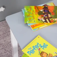 HOMCOM Set Tavolo per Bambini con 2 Sedie e Cassapanca in Legno per Cameretta, Bianco e Grigio(m-8)