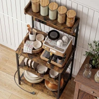 HOMCOM Estante de Cozinha com 2 Tomadas Prateleira para Micro-ondas Prateleira Ajustável Ganchos 60x42x137 cm Castanho Rústico(m-8)