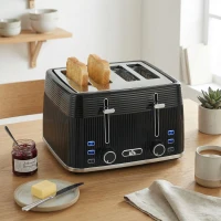 HOMCOM 4 Slice Toaster with 7 Browning Levels, Bread Toaster with Removable Crumb Tray, Black(m-8)