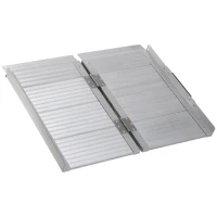 HOMCOM Rampa para Sillas de Ruedas Plegable 61 cm Carga 270 kg Rampa Portátil de Aluminio con Bordes de Seguridad Plata(m-1)