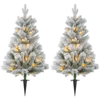 HOMCOM LED-Verlichte Kerstboom, Set van 2, 90 cm, Dennenappels, Rode Bessen, Brandveilig, Groen/Wit(m-1)