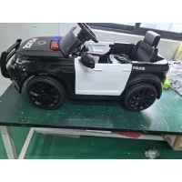 AIYAPLAY Voiture Électrique pour Enfants de Police 12V Télécommande 2,4 G 2 Moteurs Démarrage Progressif Sirène Lumières Musique Noir(m-3)