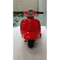 AIYAPLAY Moto électrique pour enfants 1.5-3 ans MINI VESPA GTS 6V, Rouge(m-4)
