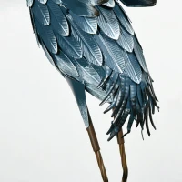 Outsunny Heron Garden Statues, Standing Garden Ornament, Metal Garden Gift with Stakes, Blue & White(m-8)