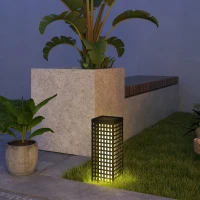 Outsunny Außenleuchte mit Solarmodul, Einschaltautomatik, 8 h Betriebszeit, Rattanoptik, Stahl, 15,5 x 15,5 x 46 cm, Schwarz(m-10)