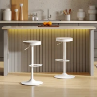 HOMCOM Lot de 2 tabourets de bar, chaises de bar pivotantes avec assise en hévéa, hauteur réglable et repose-pieds, blanc(m-2)