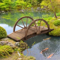 Outsunny Gartenbrücke aus Tannenholz, Holzbrücke mit Rad Design, Teichbrücke bis 150 kg belastbar 100 x 50 x 37 cm Verkohlt(m-10)