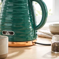 HOMCOM 2-in-1 waterkoker- en broodroosterset, 7 bruiningsstanden, ontdooi- en opwarmfunctie, groen(m-9)