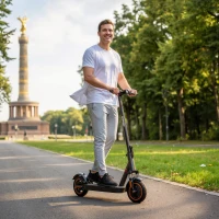 SPORTNOW Foldable Electric Scooter with 350W Motor, Up to 25km/h(m-10)